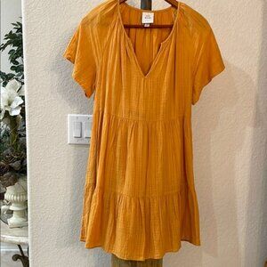 Knox Rose Gold Short Sleeve V opening Tiered baby Doll Dress textured SZ M EUC